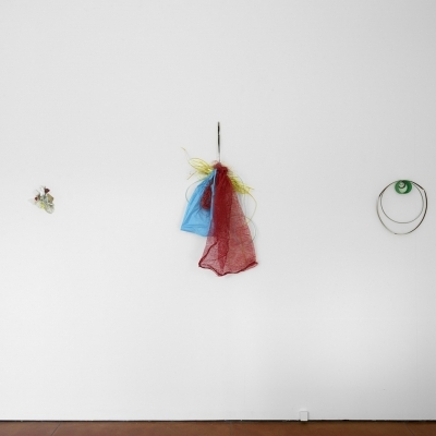 https://pazdabutler.com/upload/exhibitions/_-title/Tony_Feher_Hiram_Butler4.jpeg