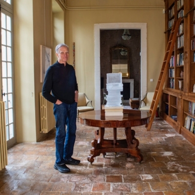 Joe Havel: “Fantômes” at Hôtel Tingry, featured in Glasstire